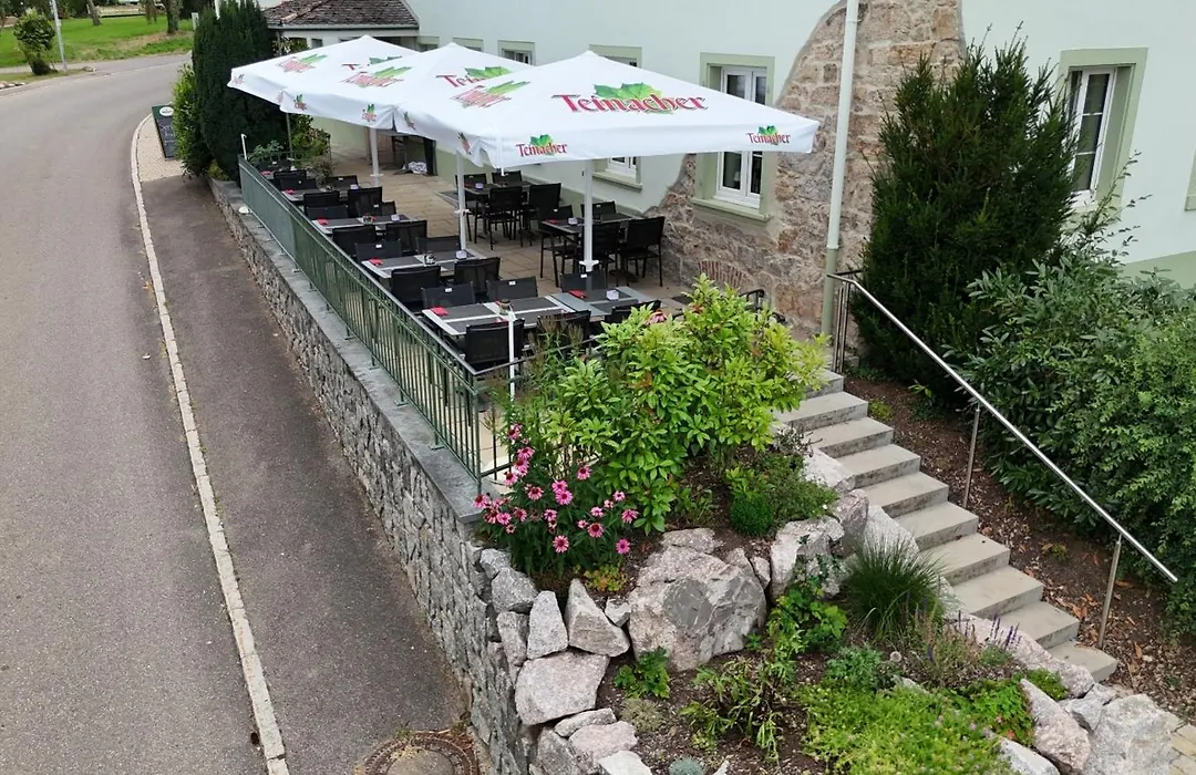 Hotel Engel Buch-1